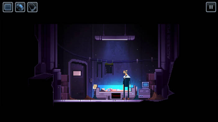 Dentro de una nave, el protagonista está de pie frente a un hombre que yace dentro de una cápsula.