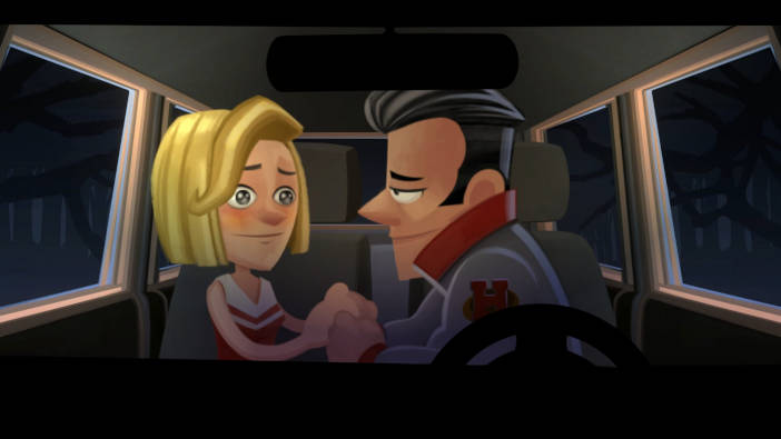 Una chica vestida de animadora y un chico con tupé se sujetan las manos dentro de un coche.